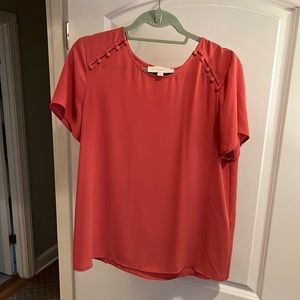 Loft top. Size M. Great w jeans or great for work.